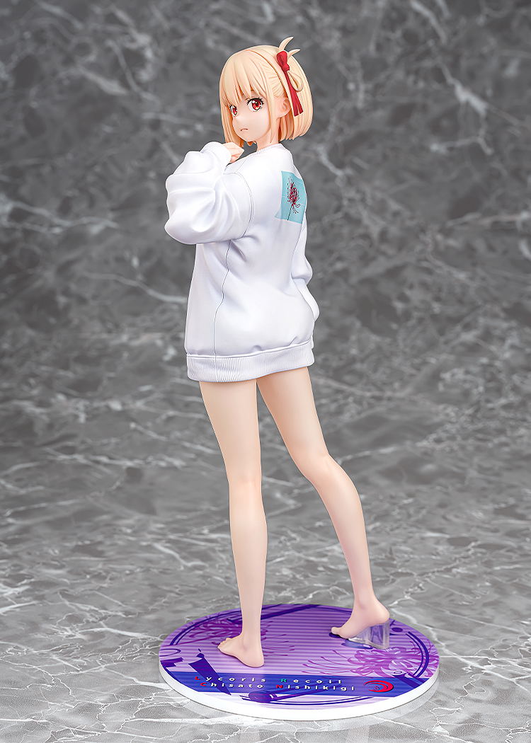 Lycoris Recoil 1/7 Scale Pre-Painted Figure: Nishikigi Chisato Oversized Sweatshirt Ver. image 2
