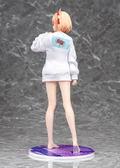 Lycoris Recoil 1/7 Scale Pre-Painted Figure: Nishikigi Chisato Oversized Sweatshirt Ver. thumbnail 4