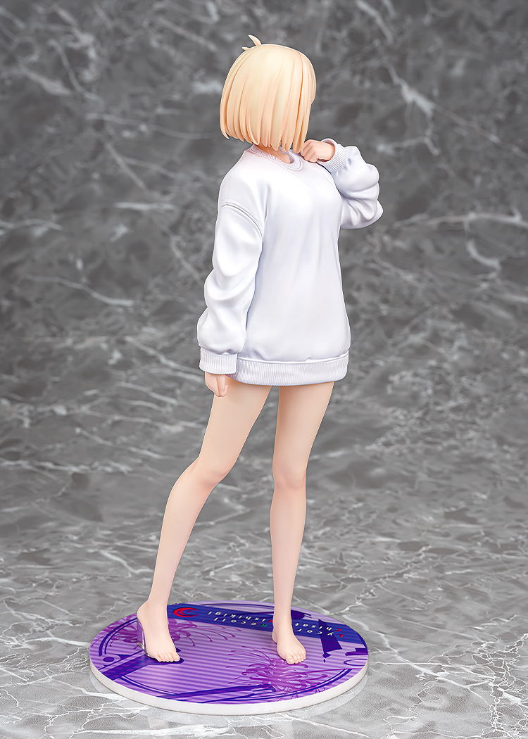 Lycoris Recoil 1/7 Scale Pre-Painted Figure: Nishikigi Chisato Oversized Sweatshirt Ver. image 5