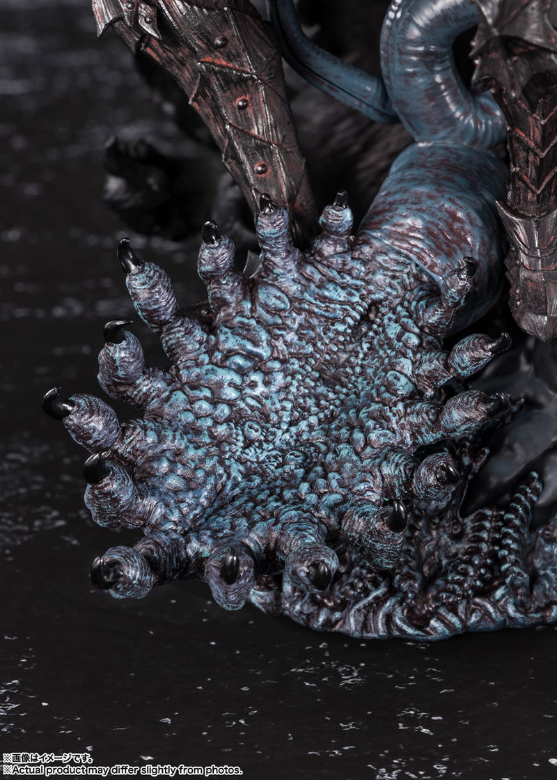 Figuarts Zero Touche Metallique Berserk: Guts (Berserker Armor) image 9