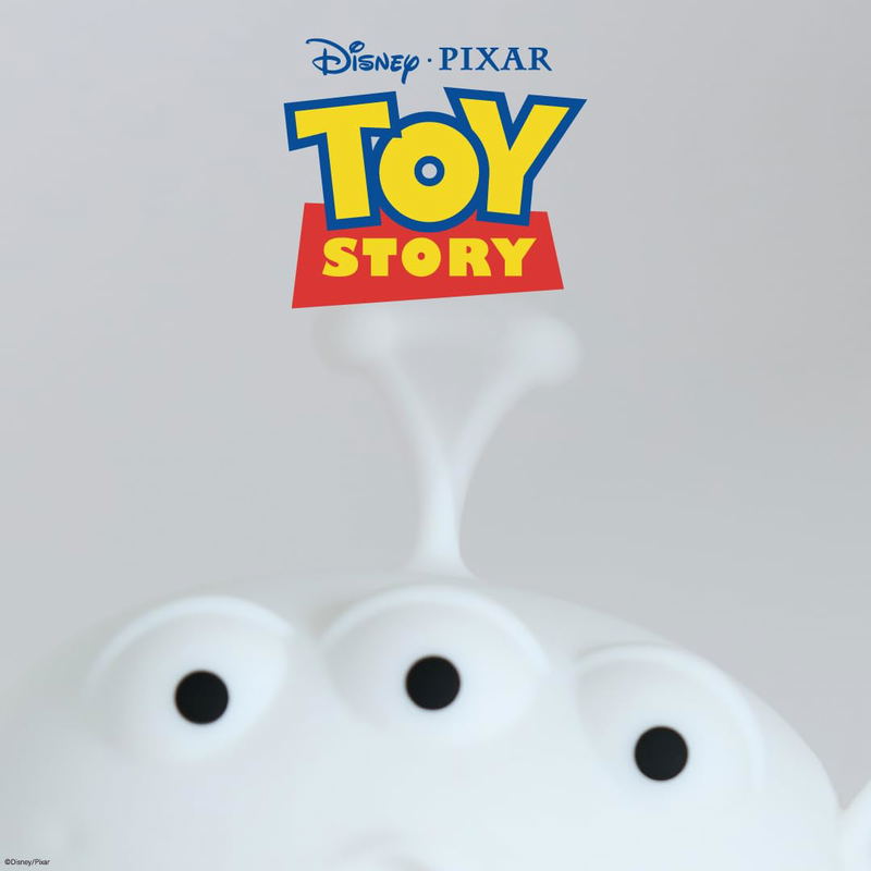 Disney PIXAR Toy Story Alien Room Light Book image 9