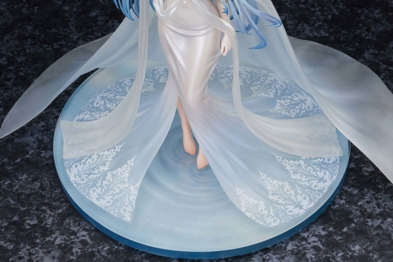 Azur Lane 1/7 Scale Pre-Painted Figure: Helena Miracle in White Ver. image 9