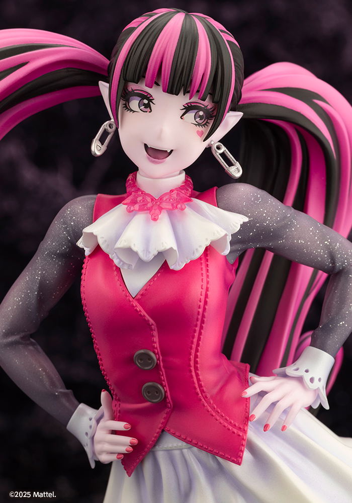 Monster High 1/7 Scale Pre-Painted Figure: Bishoujo Draculaura image 12