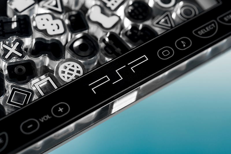 PlayStation (TM) PSP (TM) (PlayStation (TM) Portable) Rattle Acrylic Stand Black Ver. image 5