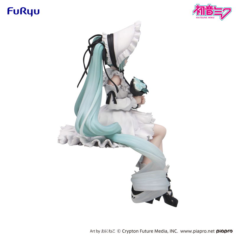 Hatsune Miku Noodle Stopper Figure: Vintage Doll Style image 3