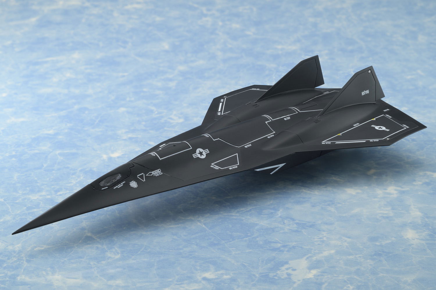 Top Gun Maverick 1/72 Scale Plastic Model Kit: Dark Star