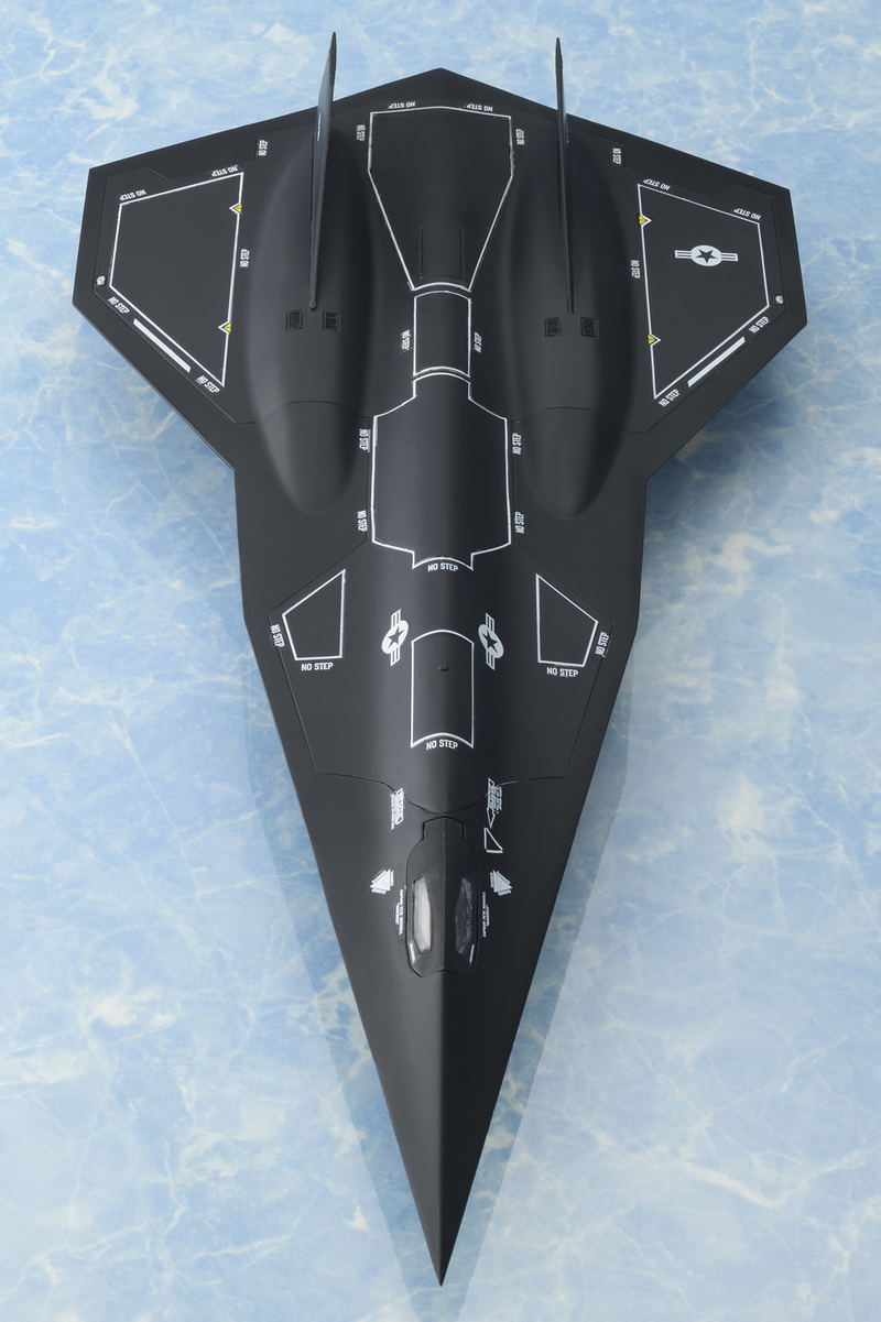 Top Gun Maverick 1/72 Scale Plastic Model Kit: Dark Star image 10