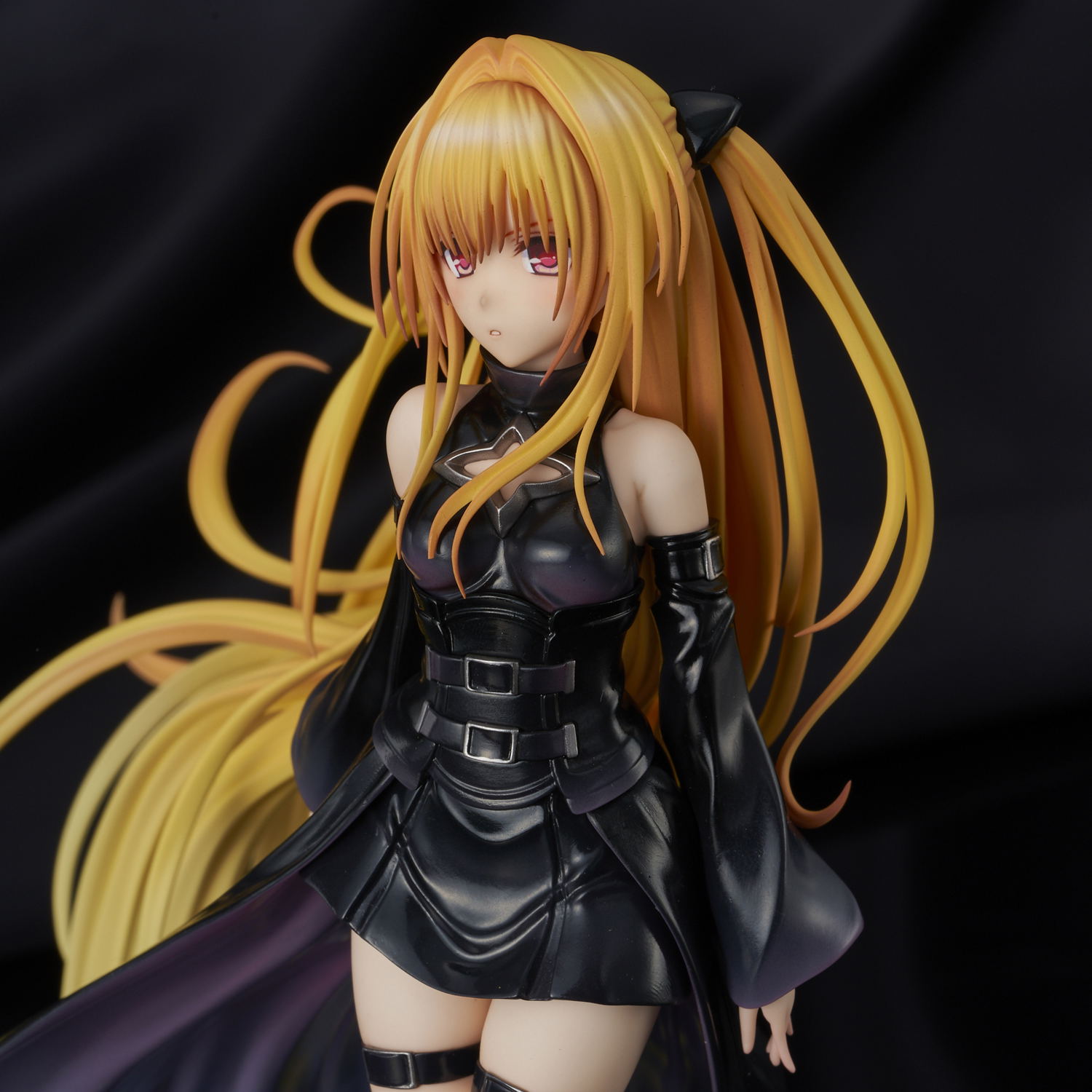 To Love-Ru Darkness 1/6 Scale Pre-Painted Figure: Konjiki no Yami