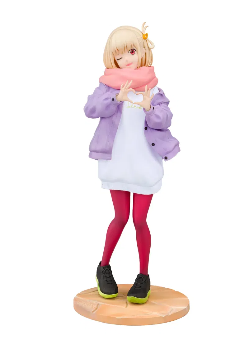 Lycoris Recoil 1/7 Scale Pre-Painted Figure: Nishikigi Chisato Winter Clothes Ver. image 1