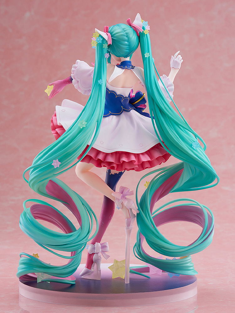 Hatsune Miku Creators Collection 1/7 Scale Pre-Painted Figure: Hatsune Miku Rosuuri Ver. image 4