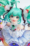 Character Vocal Series 01 Hatsune Miku 1/7 Scale Pre-Painted Figure: Hatsune Miku Japan Live Tour 2025 -Blooming- thumbnail 6
