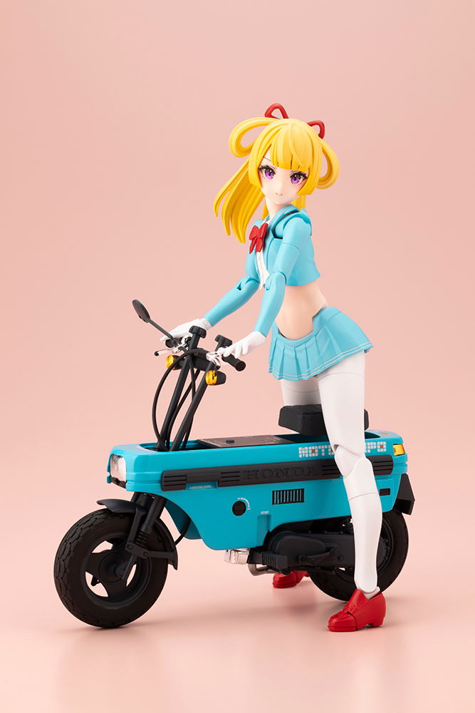 Megami Device Plastic Model Kit: Buster Doll Knight Alice with Honda AB12 Motocompo image 14