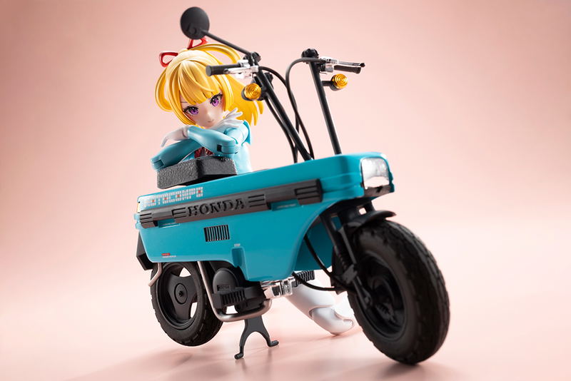 Megami Device Plastic Model Kit: Buster Doll Knight Alice with Honda AB12 Motocompo image 19