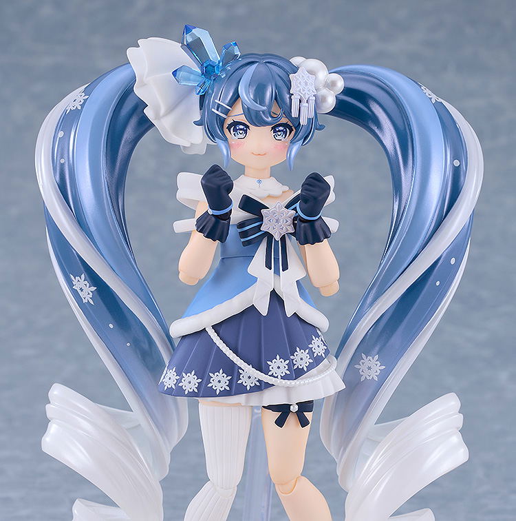 figma No. 669 Character Vocal Series 01 Hatsune Miku: Snow Miku Crystal Snow Ver. image 2