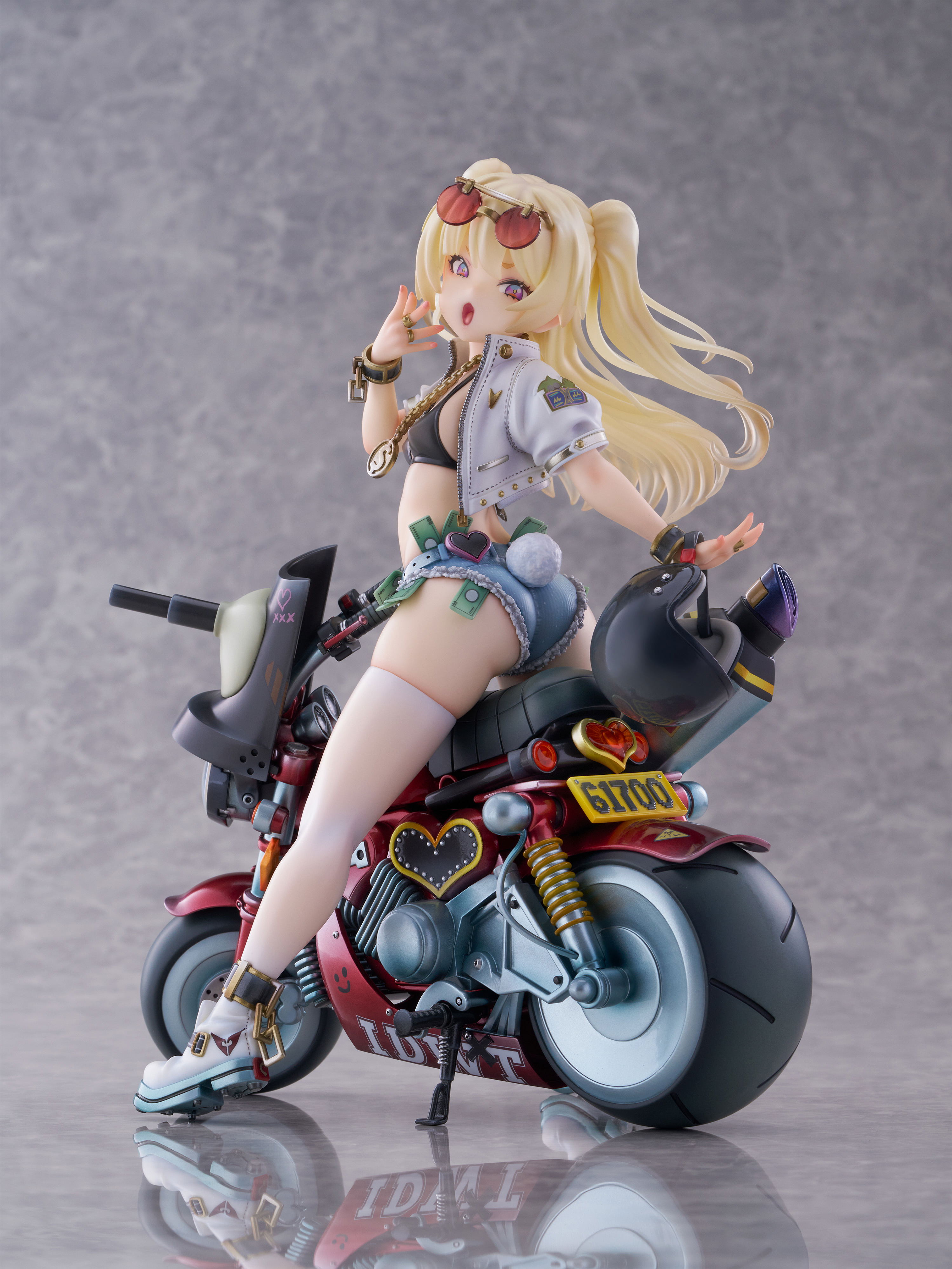 Azur Lane 1/7 Scale Pre-Painted Figure: Bache Gorgeous Speed-Star
