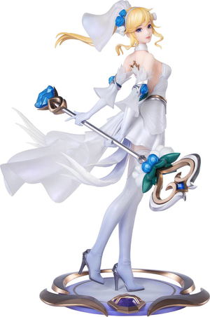 Gift+ League of Legends Wild Rift 1/8 Scale Pre-Painted Figure: Crystal Rose Lux