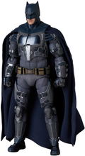 Mafex The Flash: Batman (The Flash Ver.) thumbnail 4