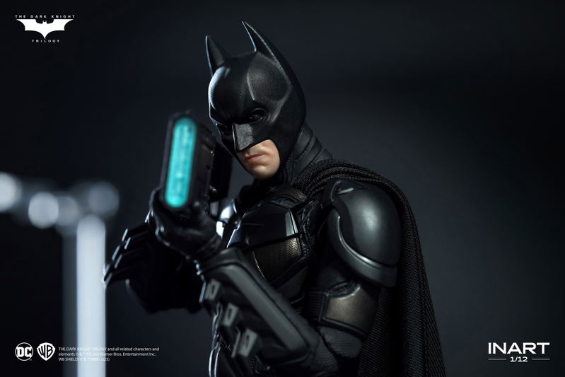 The Dark Knight Rises 1/12 Scale Action Figure: Batman (The Dark Knight Rises) DX Edition (Re-run) image 16