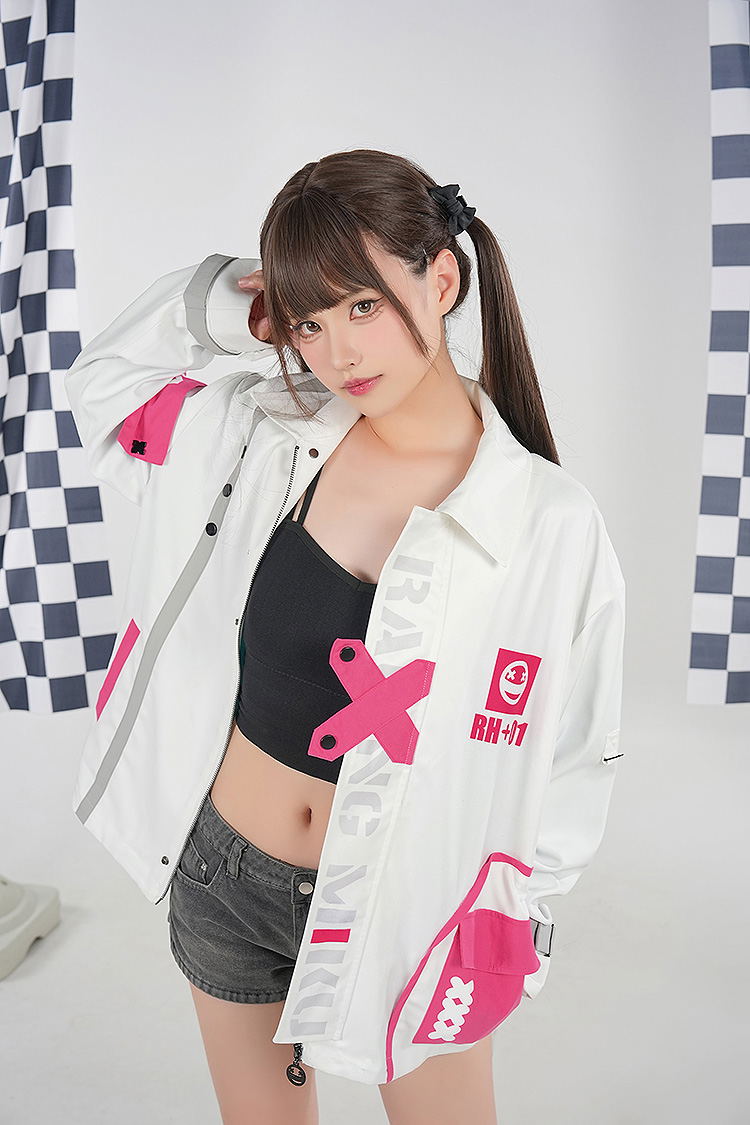 Hatsune Miku GT Project Hatsune Miku Racing Ver. 2025 Track Jacket (Size M) image 3