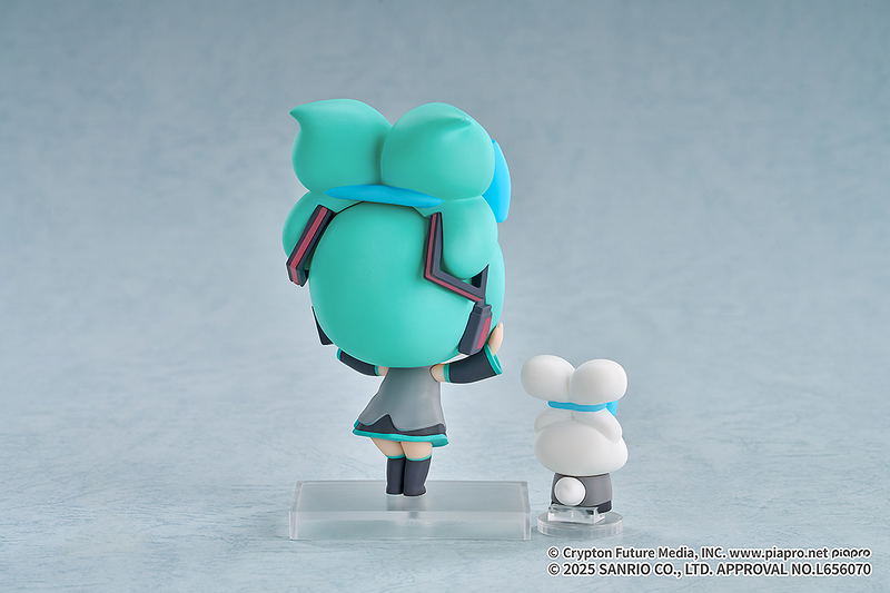 Hatsune Miku x Cinnamoroll Chibi Figure image 4