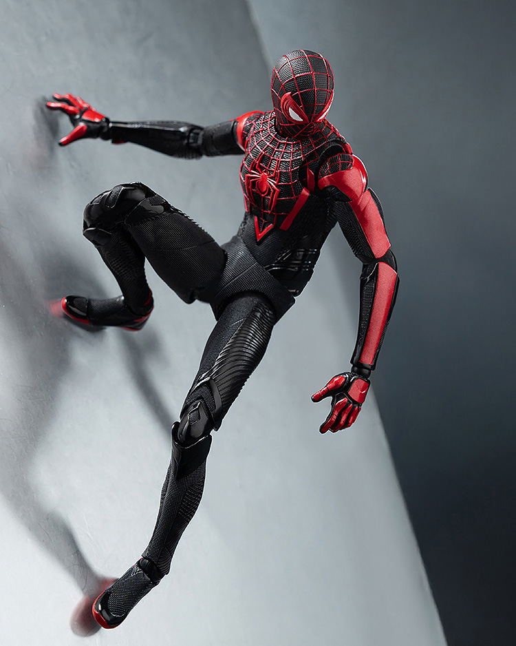 Marvel's Spider-Man 2 1/12 Scale Pre-Painted Action Figure: DLX