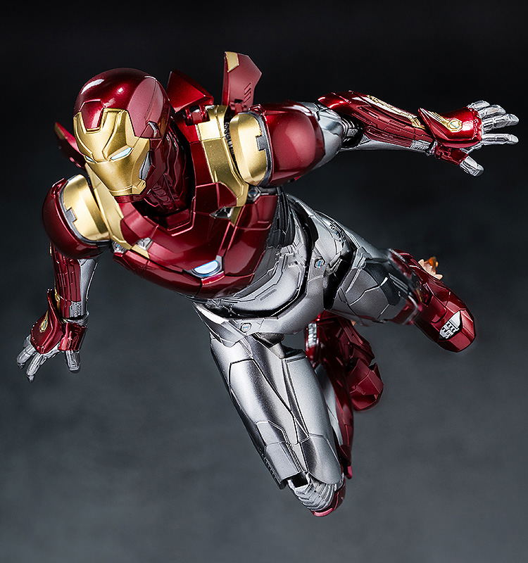 Spider-Man Homecoming 1/12 Scale Pre-Painted Action Figure: DLX Iron Man Mark 47 image 7