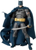 Mafex Batman Hush: Batman Damage Ver. (Batman: Hush Ver.) thumbnail 1