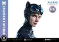 Real Elite Masterline Batman Hush 1/3 Scale Statue: Catwoman DX Edition thumbnail 17