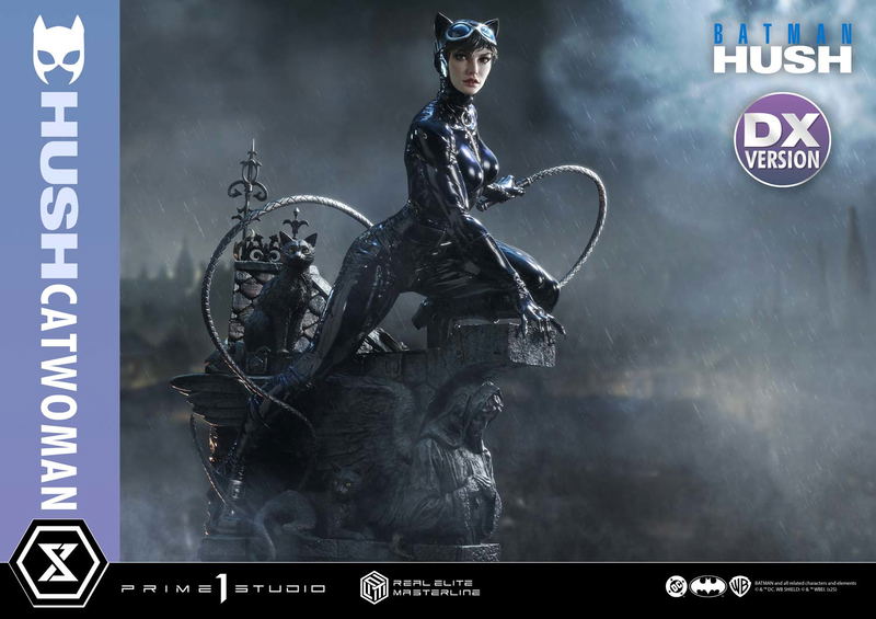 Real Elite Masterline Batman Hush 1/3 Scale Statue: Catwoman DX Edition image 2