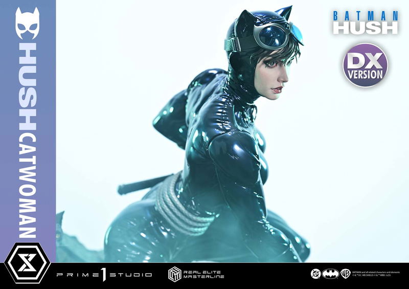Real Elite Masterline Batman Hush 1/3 Scale Statue: Catwoman DX Edition image 29