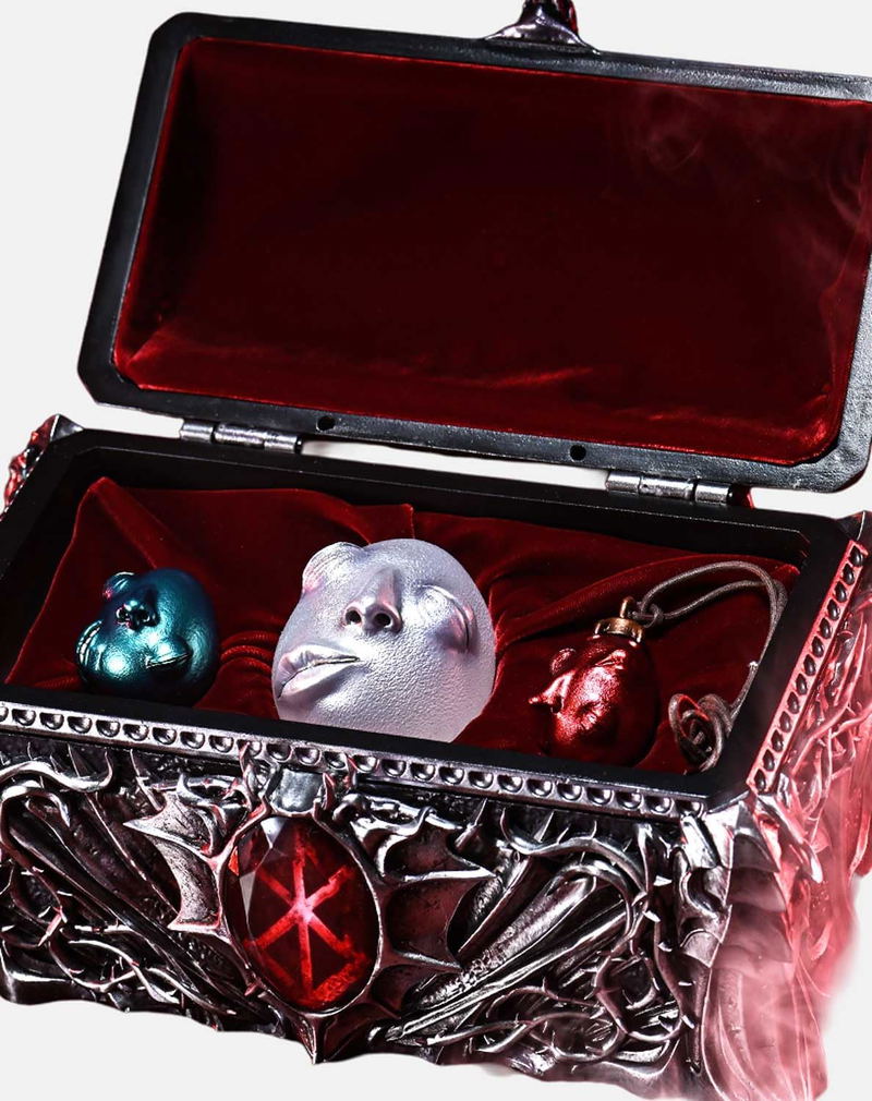 Life Scale Masterline Berserk 1/1 Scale Statue: Coffret of Fate Behelit Collection image 1