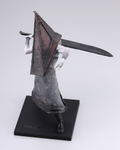 Silent Hill 2 1/7 Scale Pre-Painted Figure: Oshi Works Red Pyramid Thing thumbnail 7