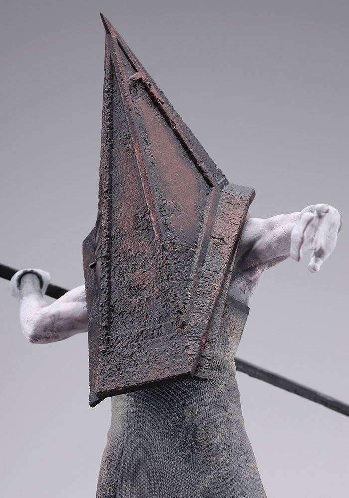 Silent Hill 2 1/7 Scale Pre-Painted Figure: Oshi Works Red Pyramid