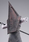 Silent Hill 2 1/7 Scale Pre-Painted Figure: Oshi Works Red Pyramid Thing thumbnail 9