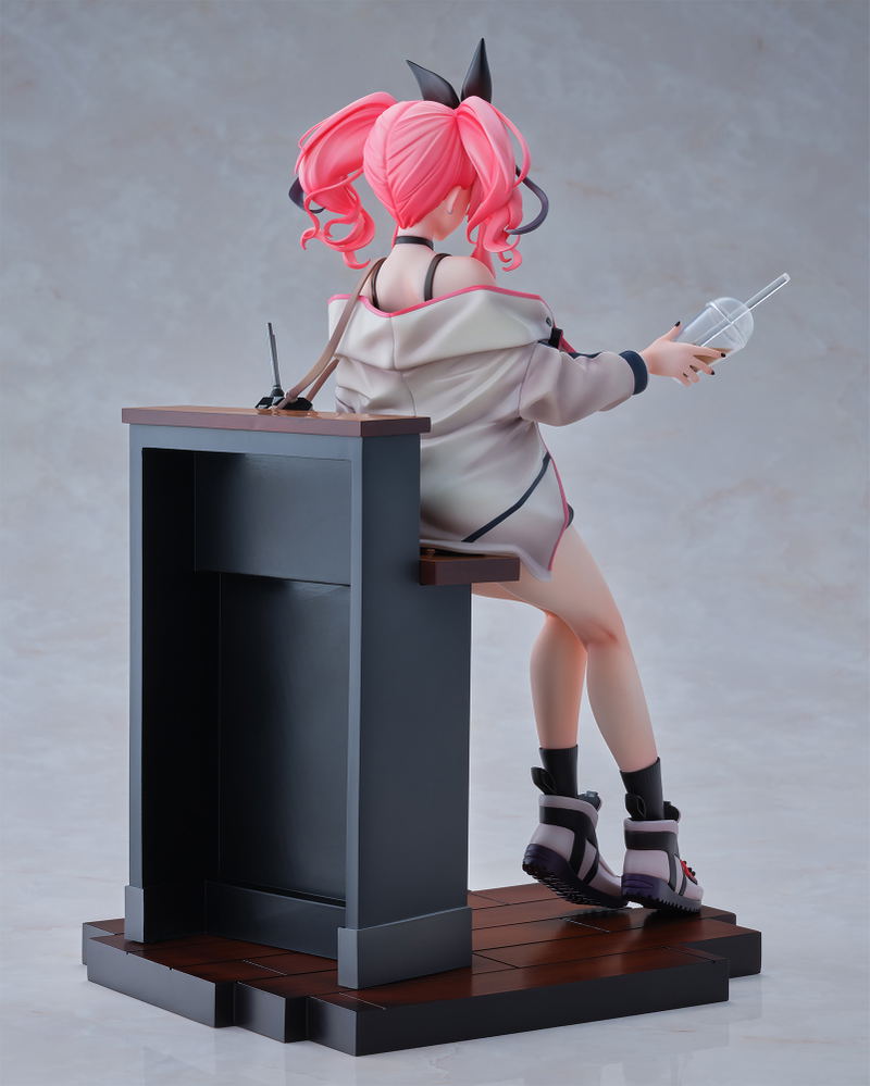 Azur Lane 1/6 Scale Pre-Painted Figure: Bremerton Day-Off Date Ver. image 4