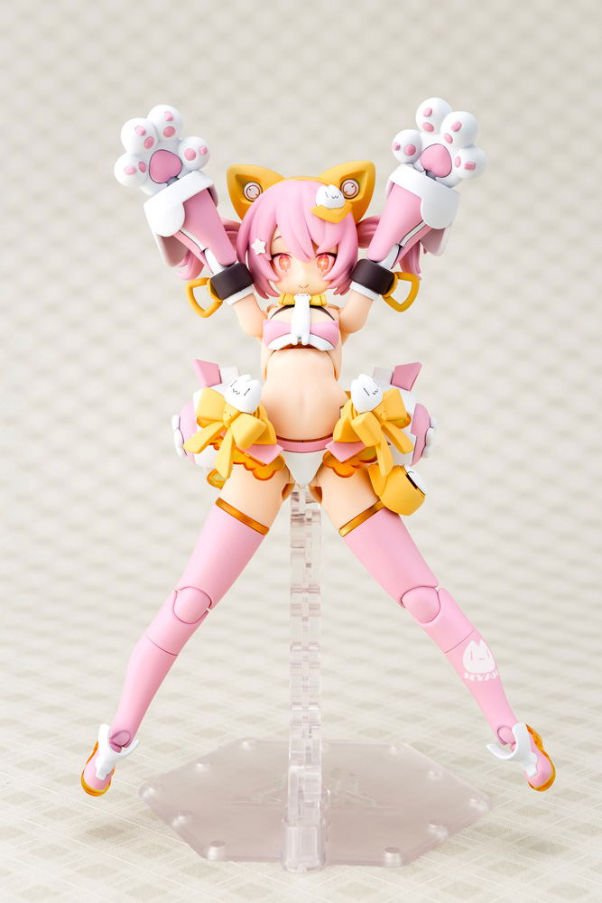 Megami Device 1/1 Scale Plastic Model Kit: Puni Mofu Mao (Re-run) image 4