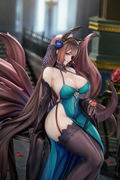 Azur Lane 1/7 Scale Pre-Painted Figure: Amagi Throne of Fallen Petals Ver. thumbnail 11