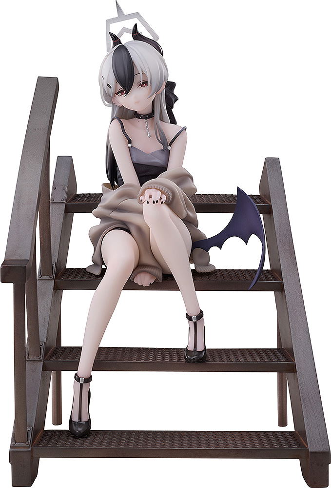 Blue Archive 1/7 Scale Pre-Painted Figure: Kayoko (Dress) Memorial Lobby Ver.