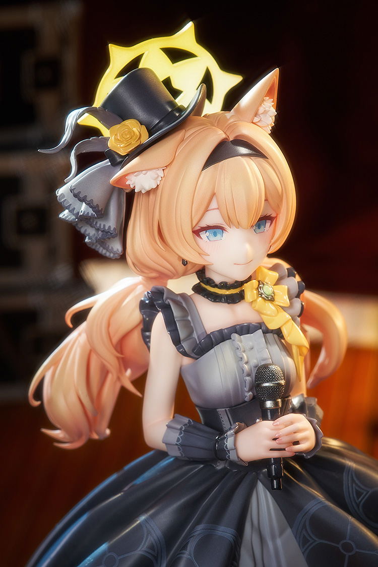 Blue Archive 1/7 Scale Pre-Painted Figure: Mari (Idol) Memorial Lobby Ver. image 10