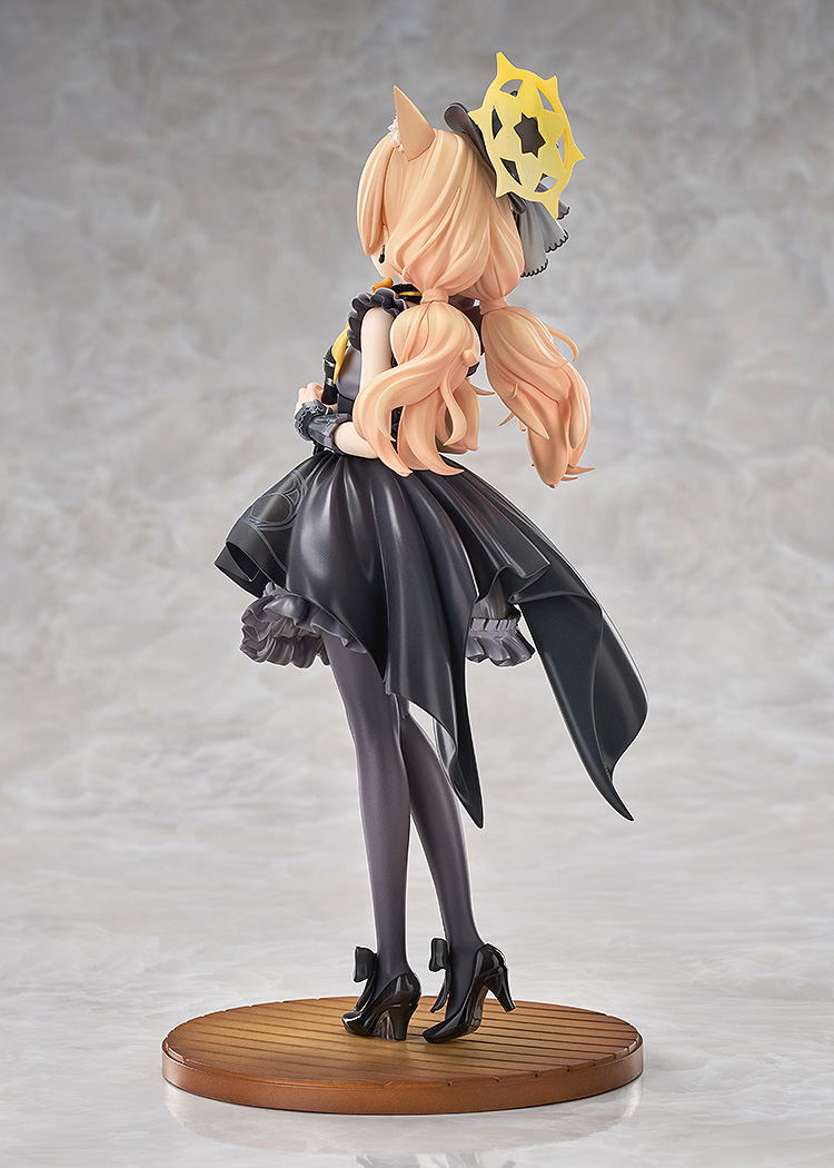 Blue Archive 1/7 Scale Pre-Painted Figure: Mari (Idol) Memorial Lobby Ver. image 3