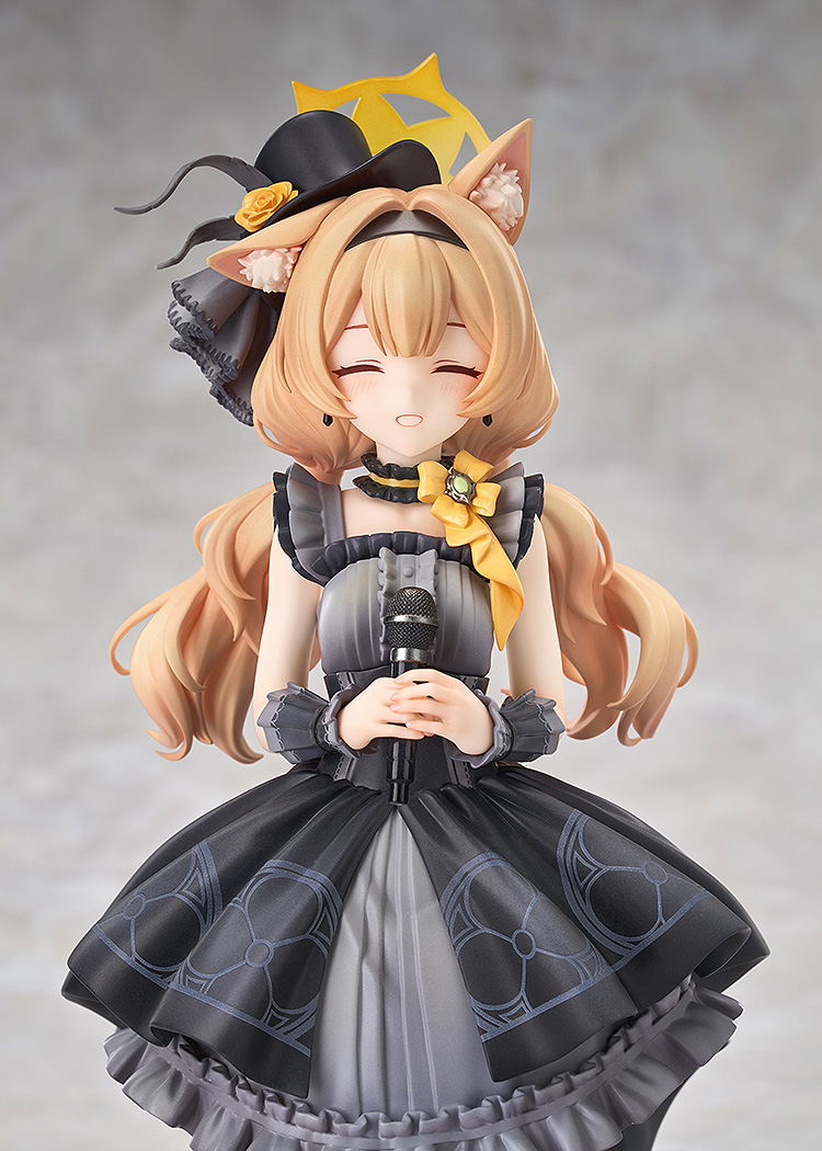 Blue Archive 1/7 Scale Pre-Painted Figure: Mari (Idol) Memorial Lobby Ver. image 5