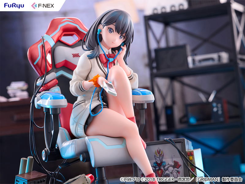 SSSS.Gridman 1/7 Scale Pre-Painted Figure: Takarada Rikka Gaming Chair Ver. image 13