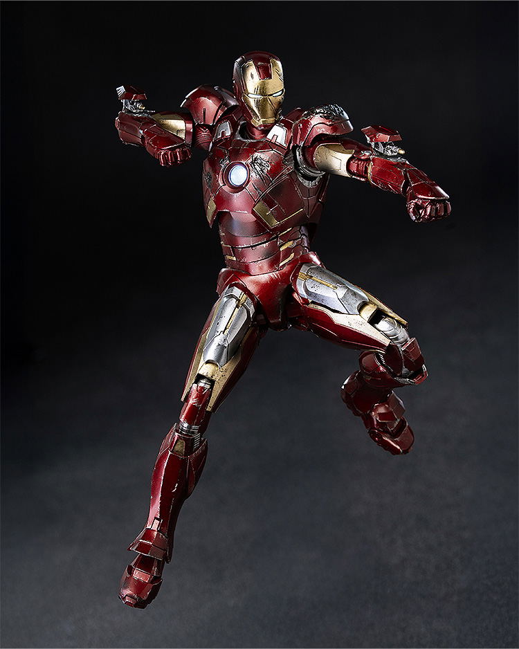 Marvel Studios The Infinity Saga 1/12 Scale Pre-Painted Action Figure: DLX Iron Man Mark 7 (Battle Damaged) image 11