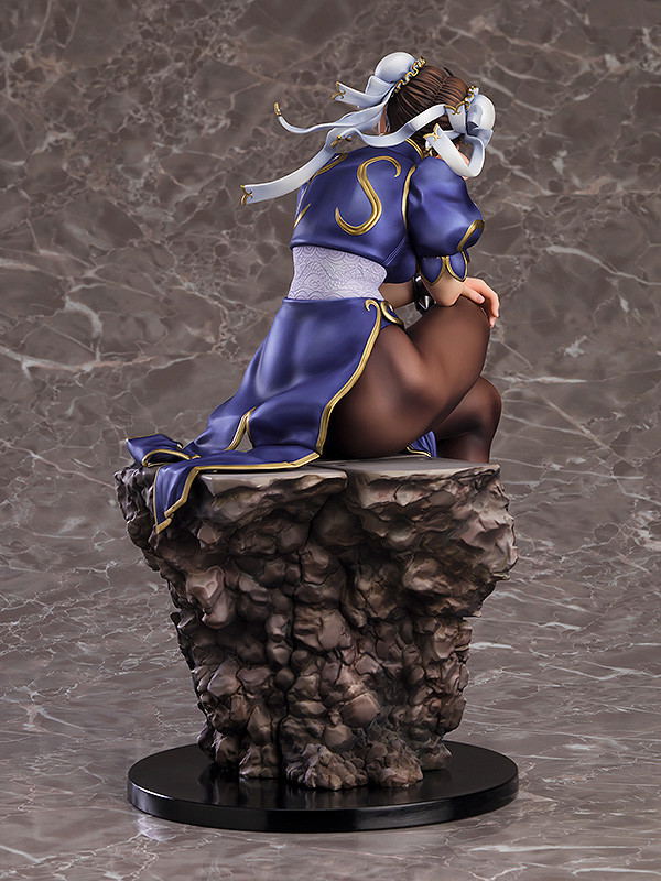 Street Fighter Series 1/6 Scale Pre-Painted Figure: Chun-Li image 4
