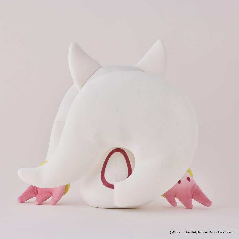 Kyubey Huggy Cushion Plush Book - varian lain bantal Kyubey dari film yang sama