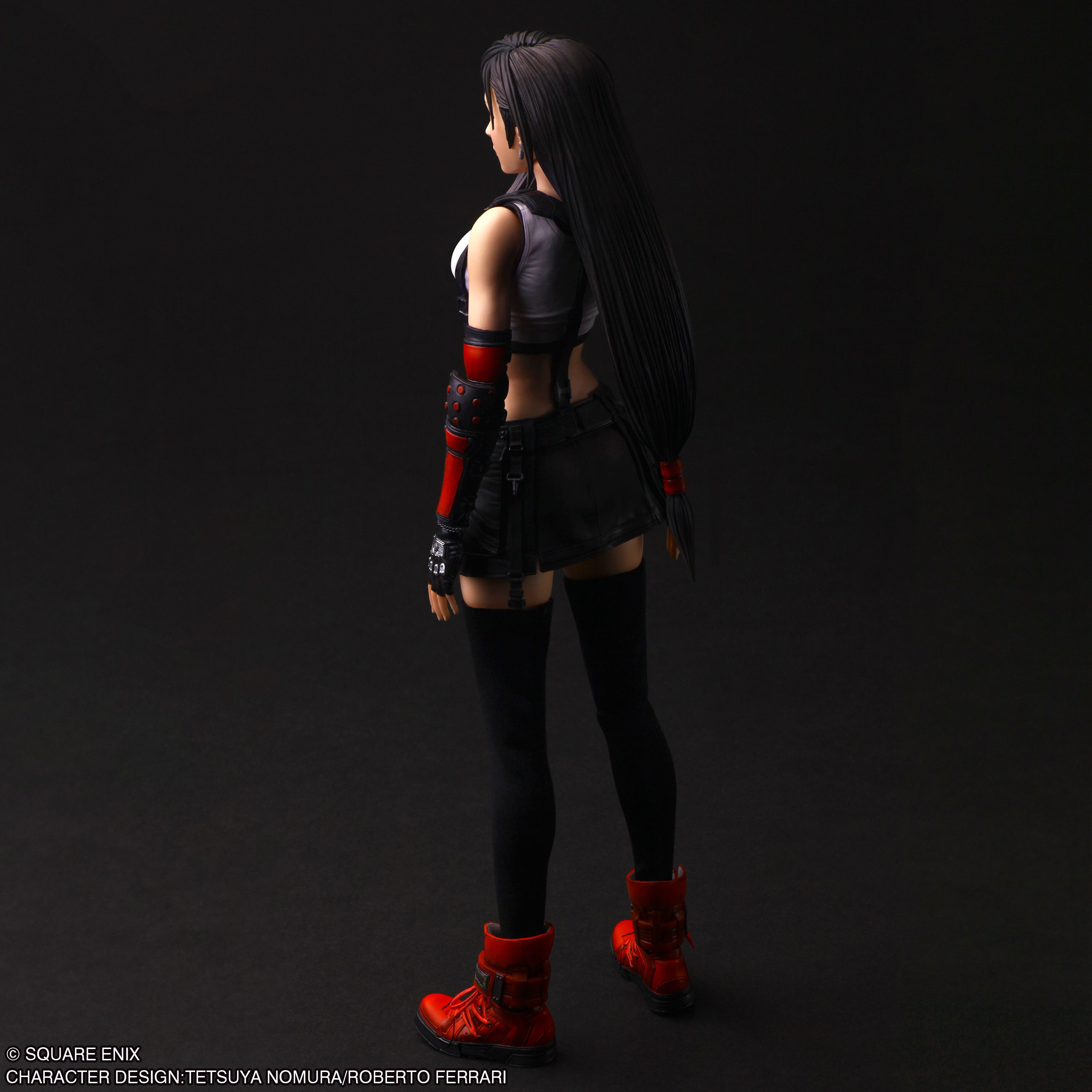 Final Fantasy VII Rebirth Play Arts Shin: Tifa Lockhart