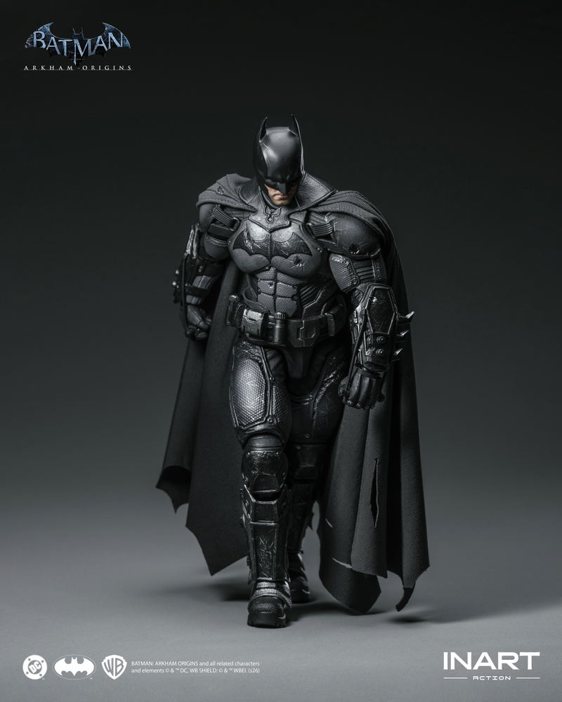 Batman Arkham Origins 1/12 Scale Action Figure: Batman (Batman: Arkham Origins) Battle Damaged Ver. image 3