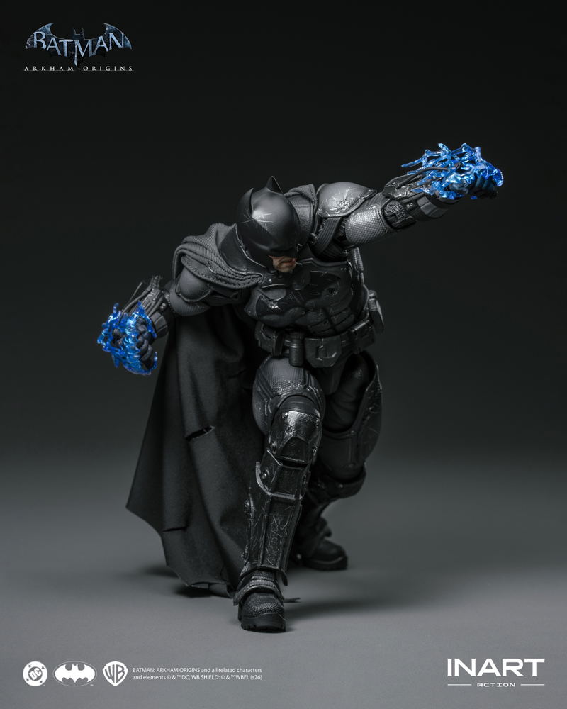 Batman Arkham Origins 1/12 Scale Action Figure: Batman (Batman: Arkham Origins) Battle Damaged Ver. image 6