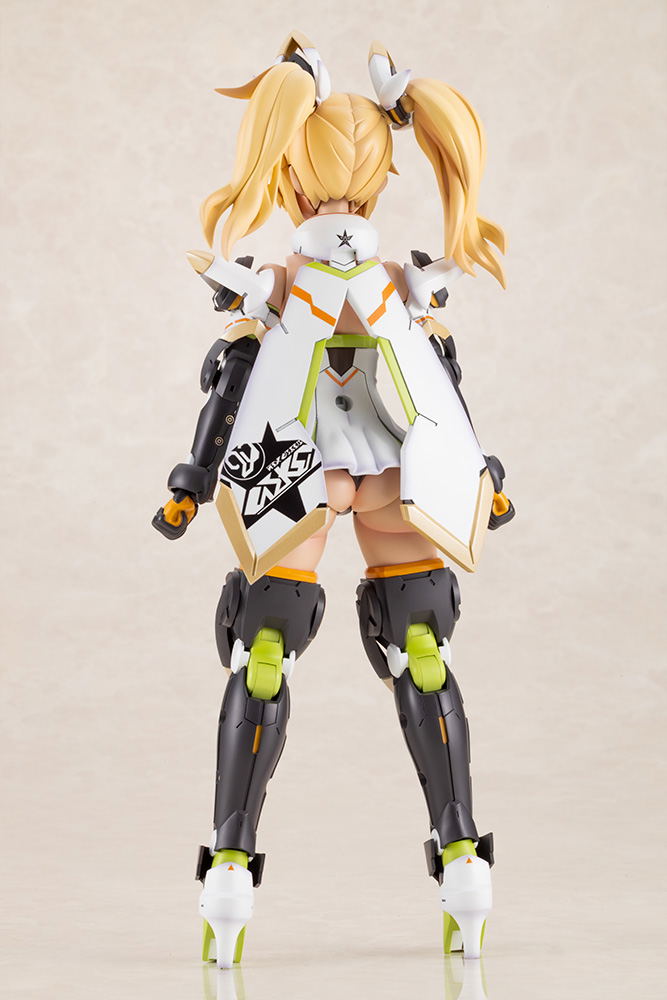 Phantasy Star Online 2 es Grande Scale Plastic Model Kit: Gene (Stellatears Ver.) image 3