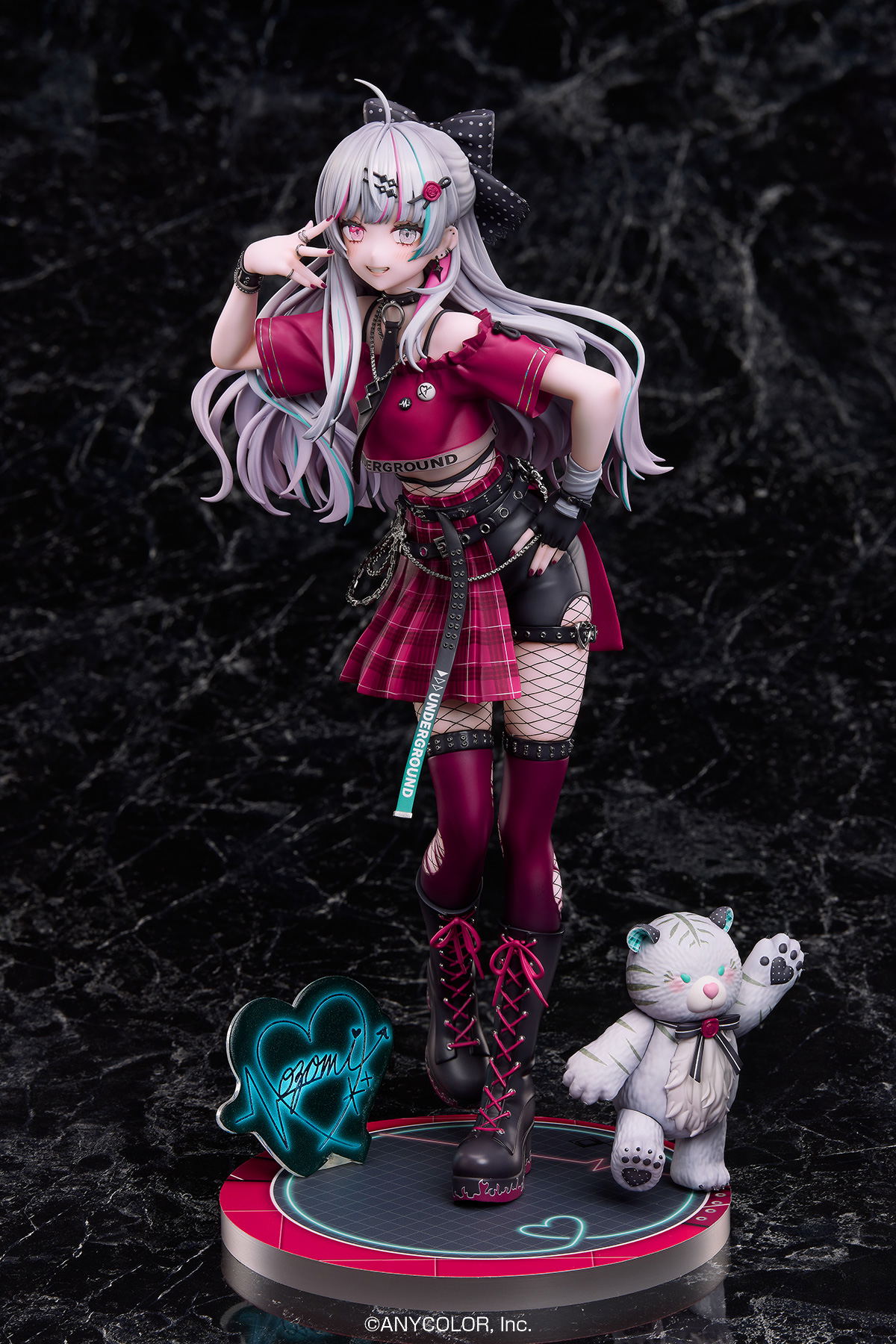 Nijisanji 1/7 Scale Pre-Painted Figure: Ishigami Nozomi